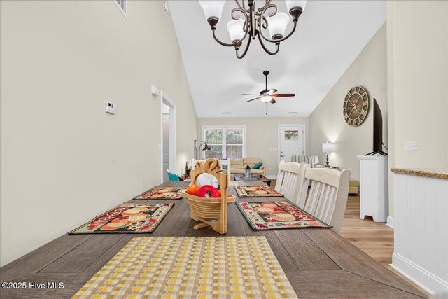 104 NE 40th Street, Oak Island, NC 28465