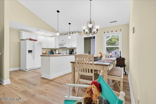 104 NE 40th Street, Oak Island, NC 28465