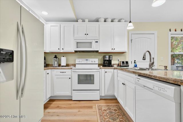 104 NE 40th Street, Oak Island, NC 28465