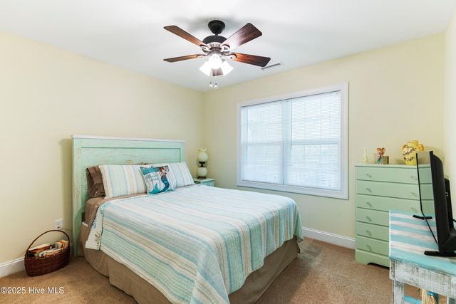 104 NE 40th Street, Oak Island, NC 28465