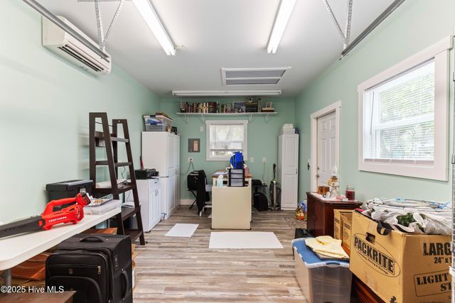 104 NE 40th Street, Oak Island, NC 28465