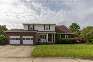 126 Rolling Acres Road, Winfield, WV 25213