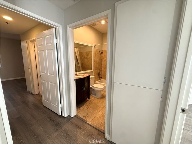 1450 N Vista Street 102, Los Angeles, CA 90046