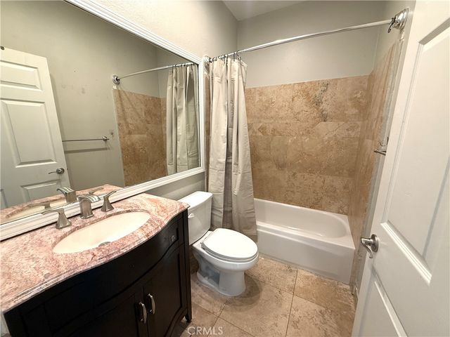 1450 N Vista Street 102, Los Angeles, CA 90046