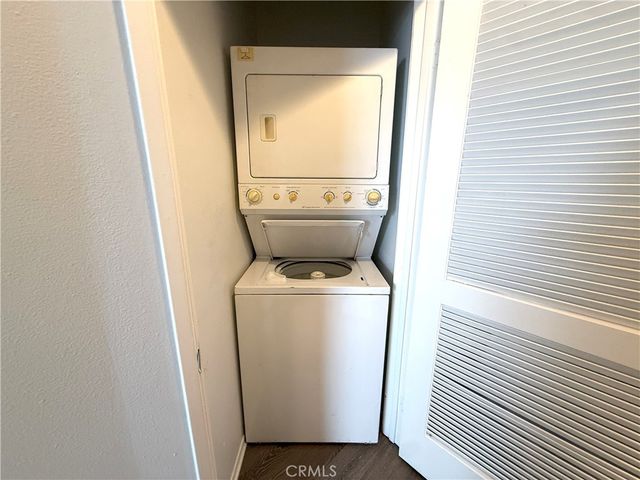 1450 N Vista Street 102, Los Angeles, CA 90046