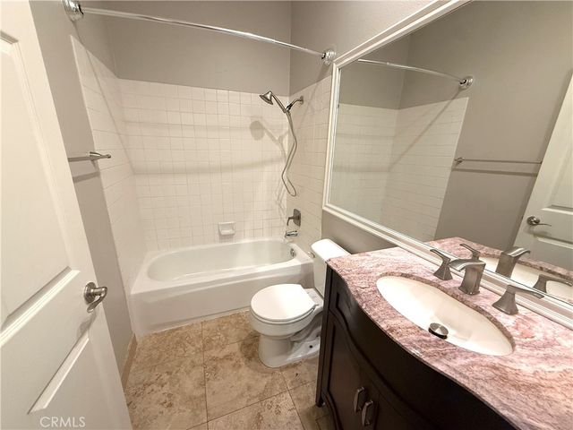 1450 N Vista Street 102, Los Angeles, CA 90046