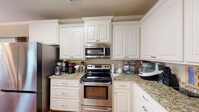 125 Orchard Park Drive, Dothan, AL 36301