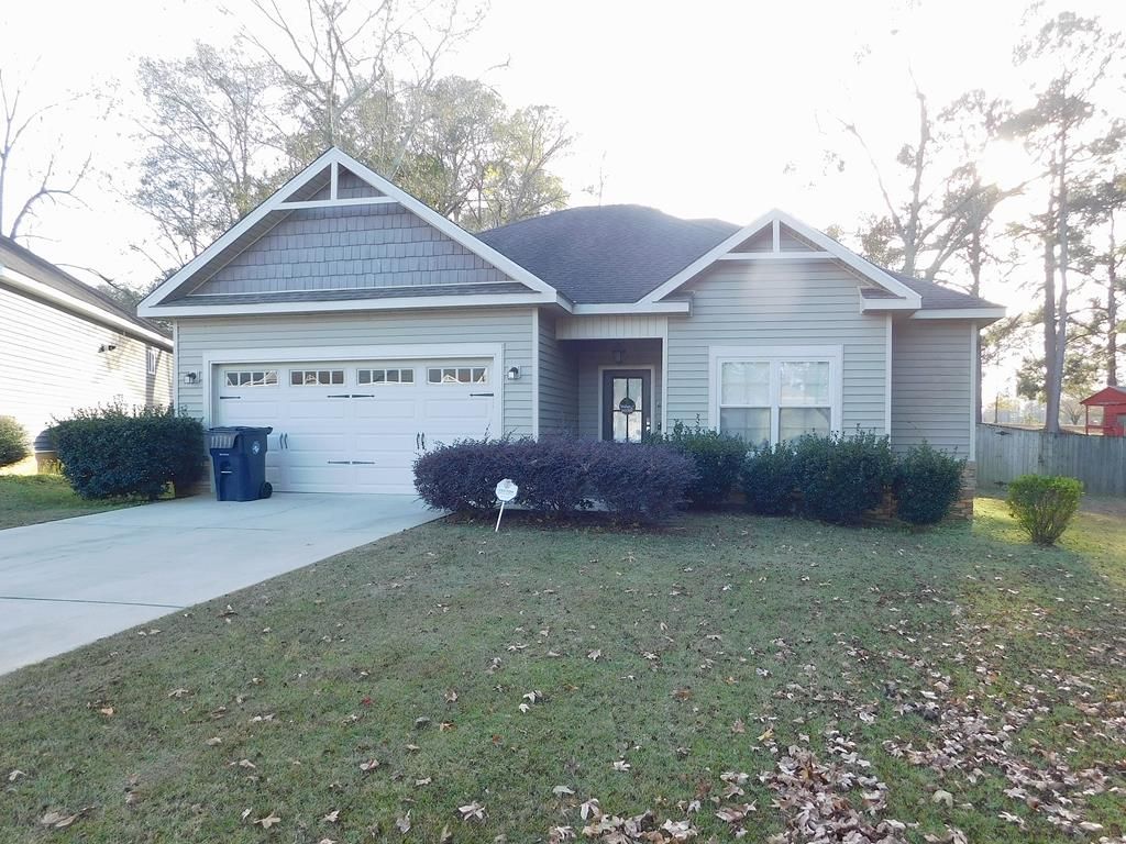 125 Orchard Park Drive, Dothan, AL 36301