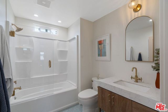 29500 Heathercliff Road 10, Malibu, CA 90265