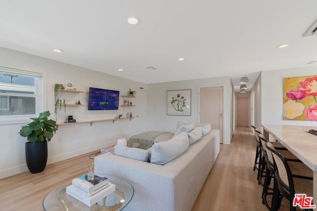 29500 Heathercliff Road 10, Malibu, CA 90265