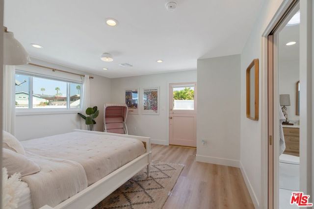 29500 Heathercliff Road 10, Malibu, CA 90265