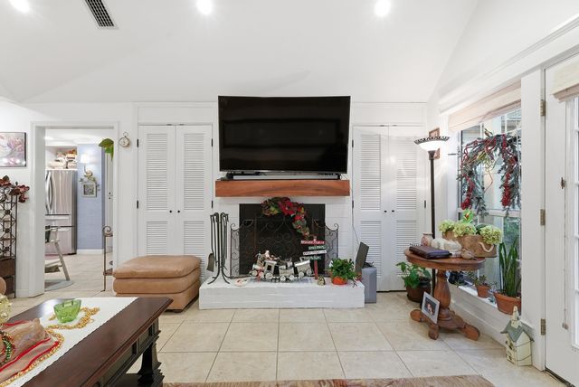 645 Diane Lane, Conway, AR 72034