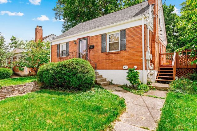 345 Durrell Avenue, Wyoming, OH 45215