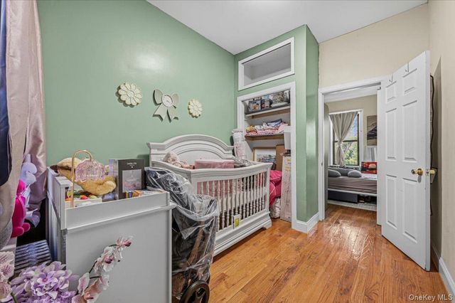 35 Kingsland Avenue 3R, Brooklyn, NY 11211