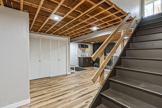 7 Chango Drive, Malta, NY 12019