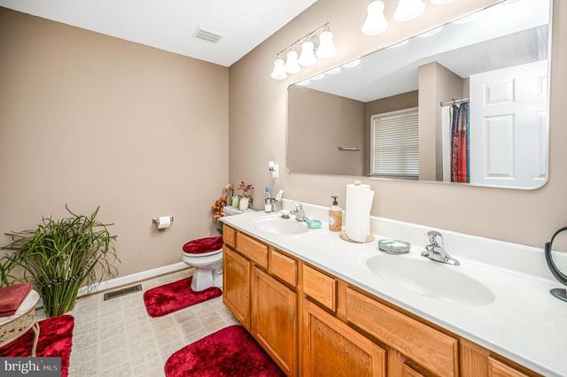 4203 HIDDEN OAK LN, Bealeton, VA 22712