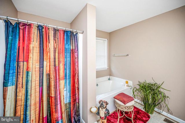 4203 HIDDEN OAK LN, Bealeton, VA 22712