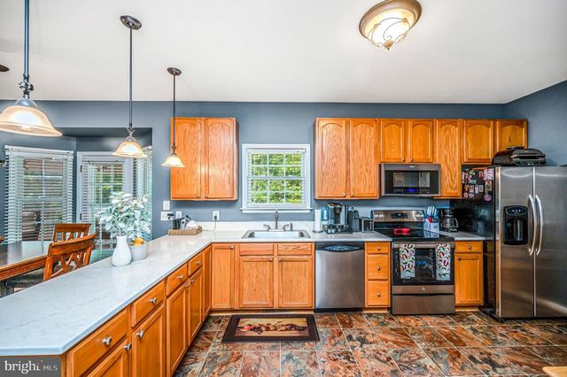 4203 HIDDEN OAK LN, Bealeton, VA 22712