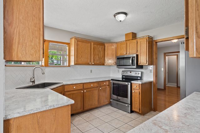 9 Buttonwood Drive, Kimberling City, MO 65686