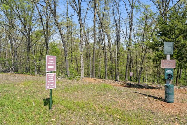 9 Buttonwood Drive, Kimberling City, MO 65686
