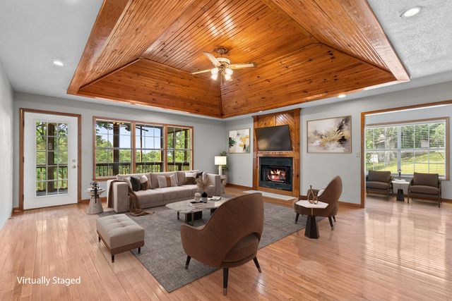 9 Buttonwood Drive, Kimberling City, MO 65686