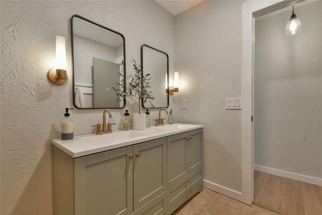 106 NE Mustang Road, Piedmont, OK 73078