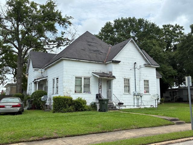 300 N Lena St, Dothan, AL 36303