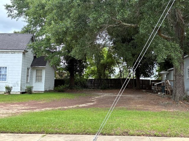 300 N Lena St, Dothan, AL 36303
