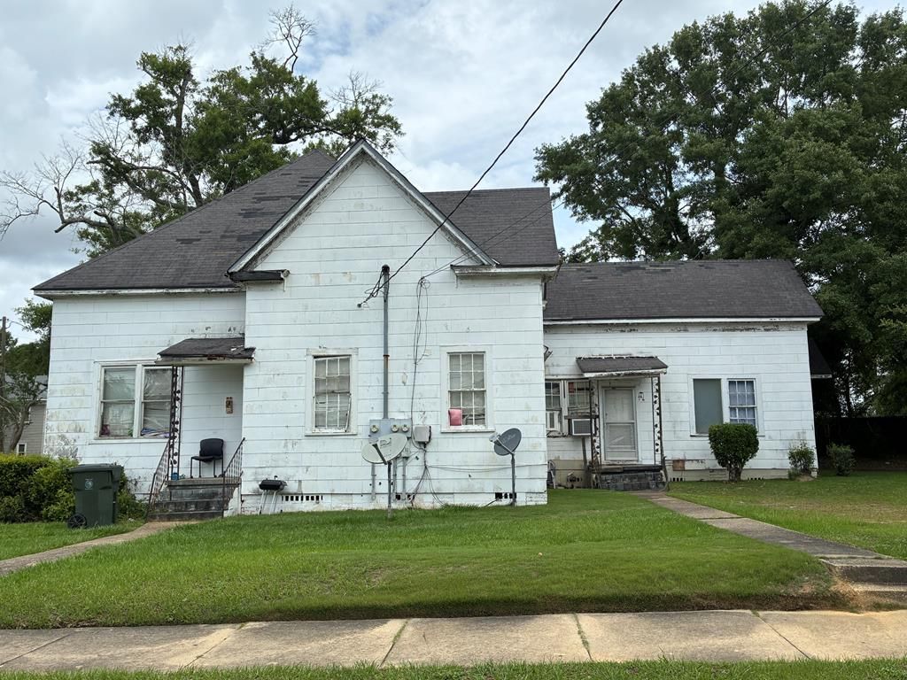 300 N Lena St, Dothan, AL 36303