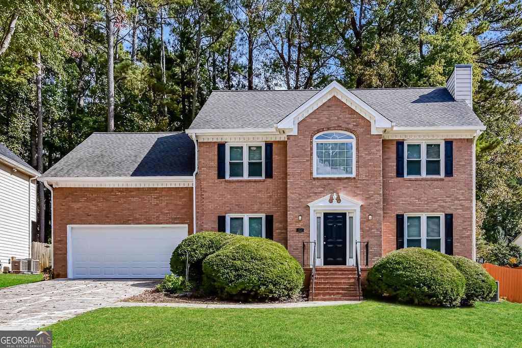 2552 Laurel View Court, Snellville, GA 30078