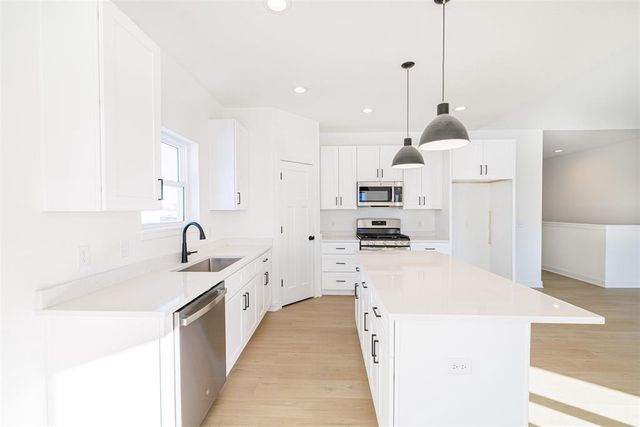 118121 BETTY DRIVE, Stratford, WI 54484