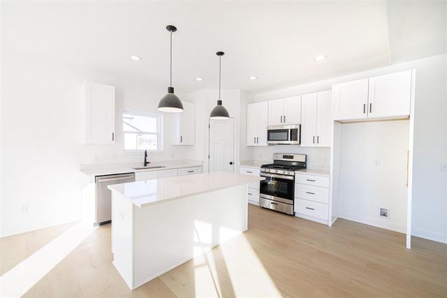 118121 BETTY DRIVE, Stratford, WI 54484