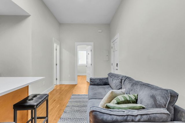 137 Calhoun Street B, Charleston, SC 29401