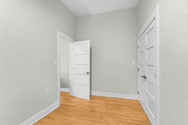 137 Calhoun Street B, Charleston, SC 29401