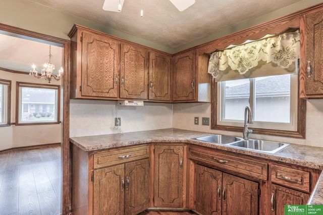 16512 Pierce Street, Omaha, NE 68130