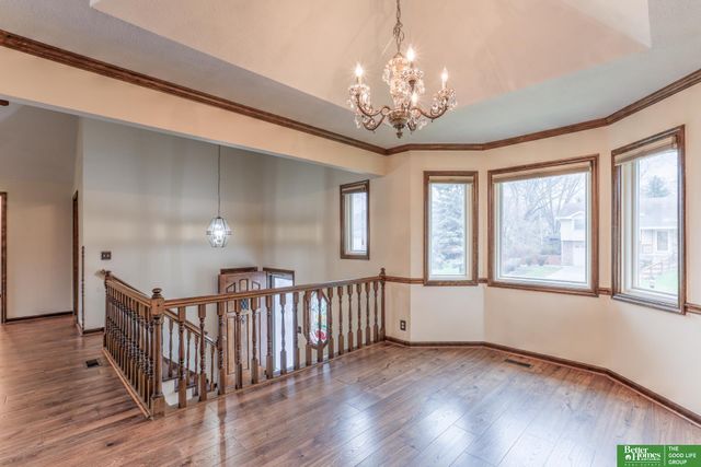 16512 Pierce Street, Omaha, NE 68130