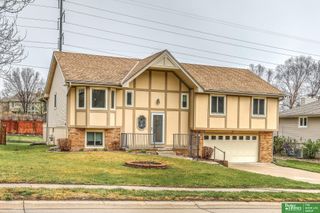 16512 Pierce Street, Omaha, NE 68130