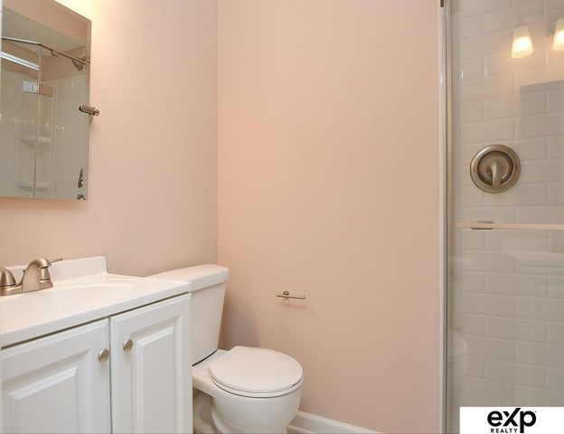 9804 S 20TH Street, Bellevue, NE 68123