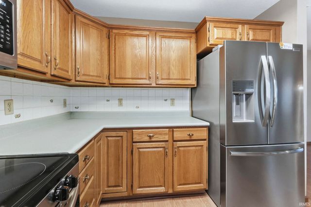 4118 Stillwood Drive, Fort Wayne, IN 46815