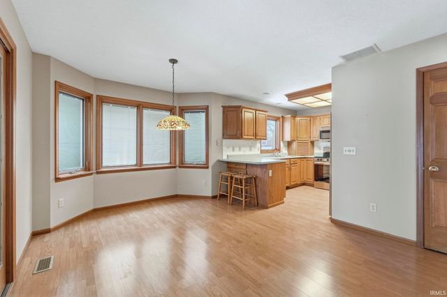 4118 Stillwood Drive, Fort Wayne, IN 46815