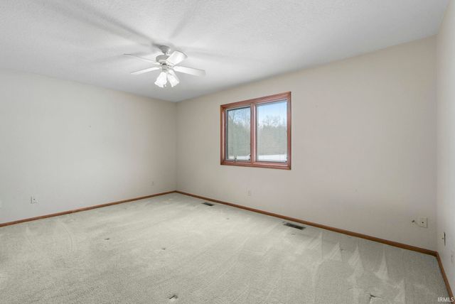 4118 Stillwood Drive, Fort Wayne, IN 46815