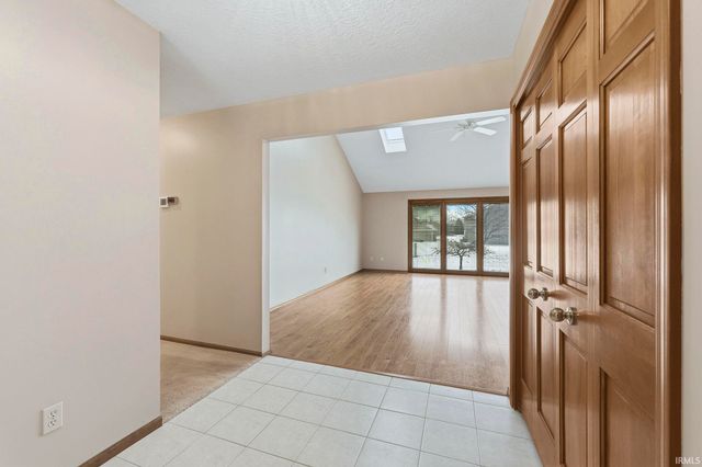 4118 Stillwood Drive, Fort Wayne, IN 46815