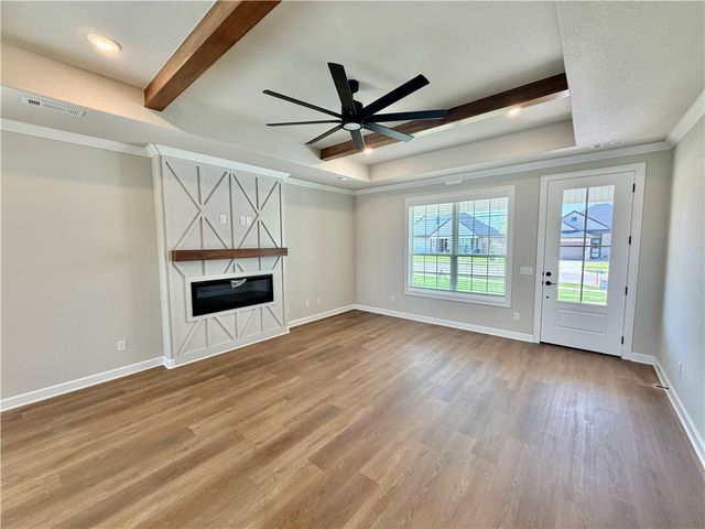 1812 Bugg Street, Pea Ridge, AR 72751