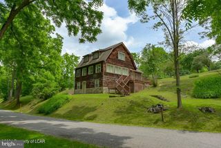 193 CRANBERRY RUN RD, Zion Grove, PA 17985