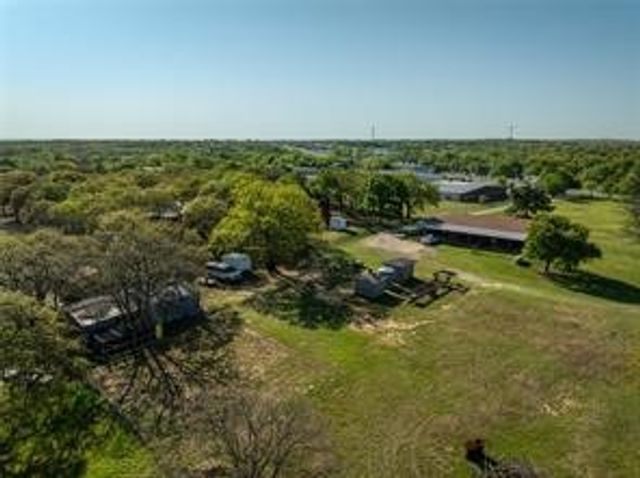 3523 B E Highway 199, Springtown, TX 76082
