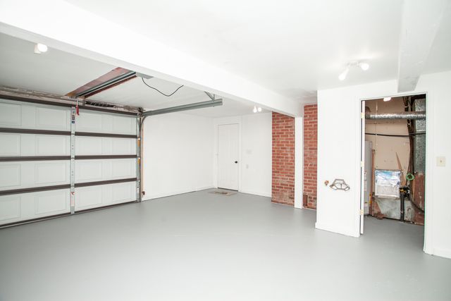 1114 E Lafayette Street, Bloomington, IL 61701