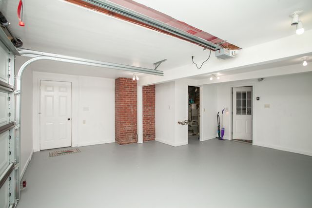 1114 E Lafayette Street, Bloomington, IL 61701