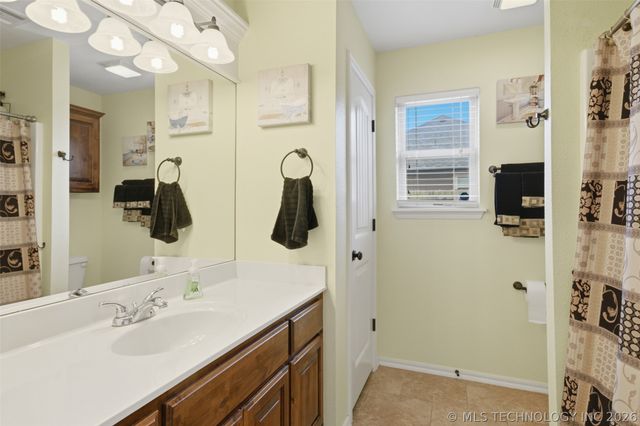 21075 S Andreas Road, Claremore, OK 74019