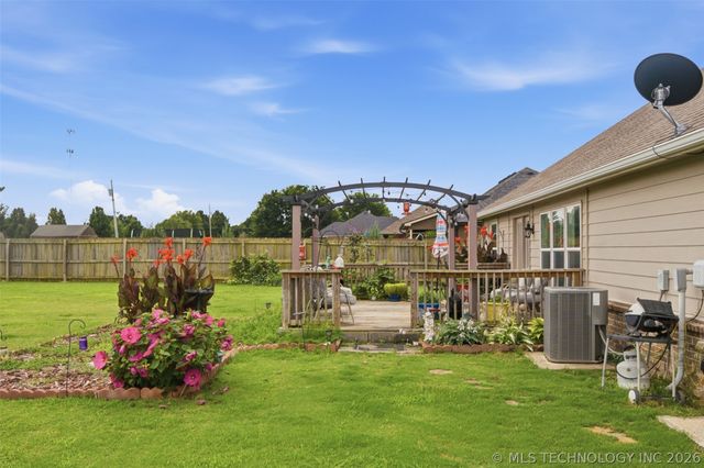 21075 S Andreas Road, Claremore, OK 74019