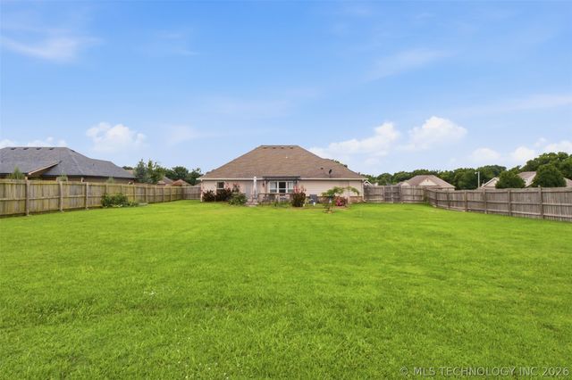 21075 S Andreas Road, Claremore, OK 74019